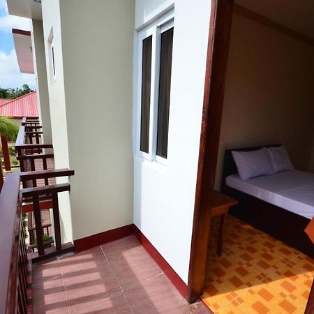 Gilin Pension House Puerto Princesa Екстер'єр фото